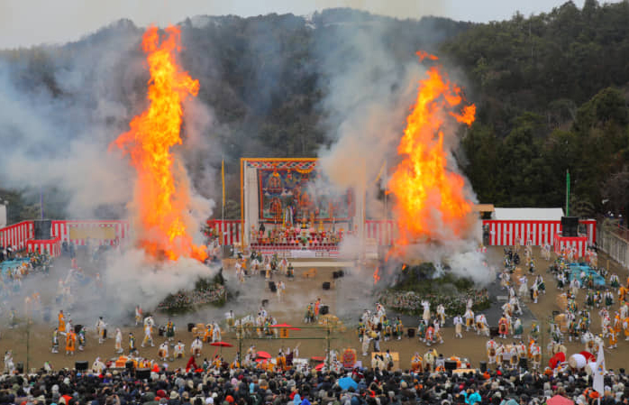 ژاپن، کانون شکل‌گيري جنبش‌هاي نوپدید دینی